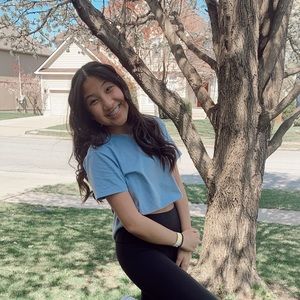 Meet your Posher, Isabelle